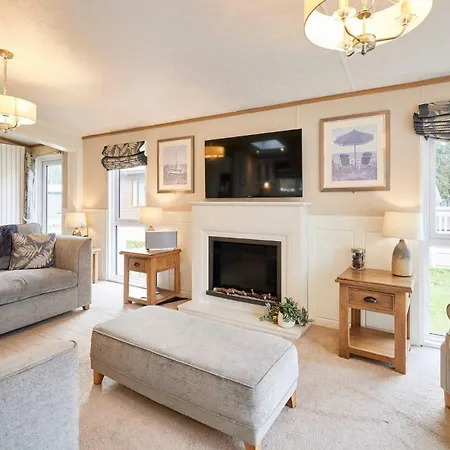 山林小屋 Sutton With Hot Tub