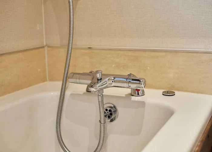 Alojamento de Turismo Selvagem Sutton With Hot Tub *